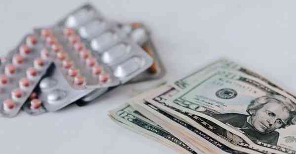 脚底出汗是肾虚吗